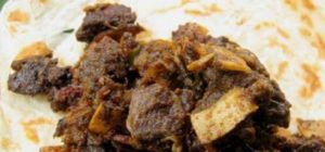 dry beef recipe with bread or roti