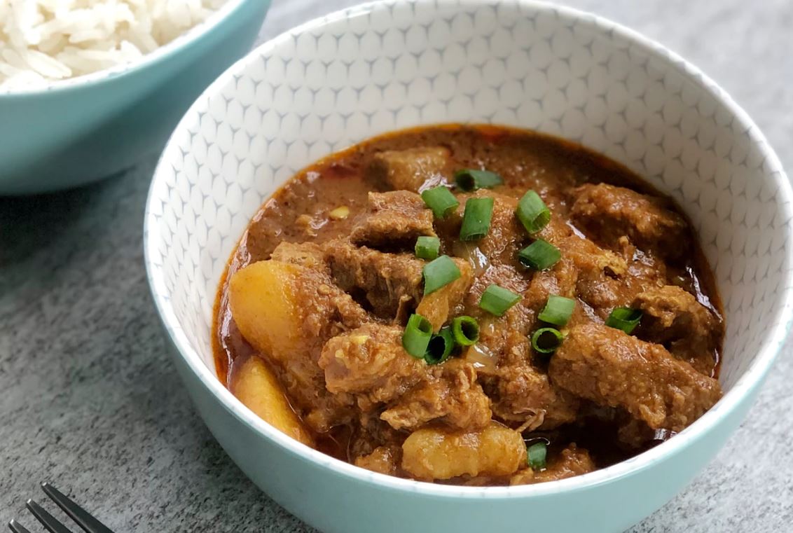 malay rendang vs indonesian rendang